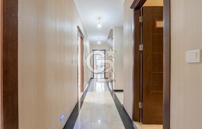Forum Bornova Karşısında Satılık Villa