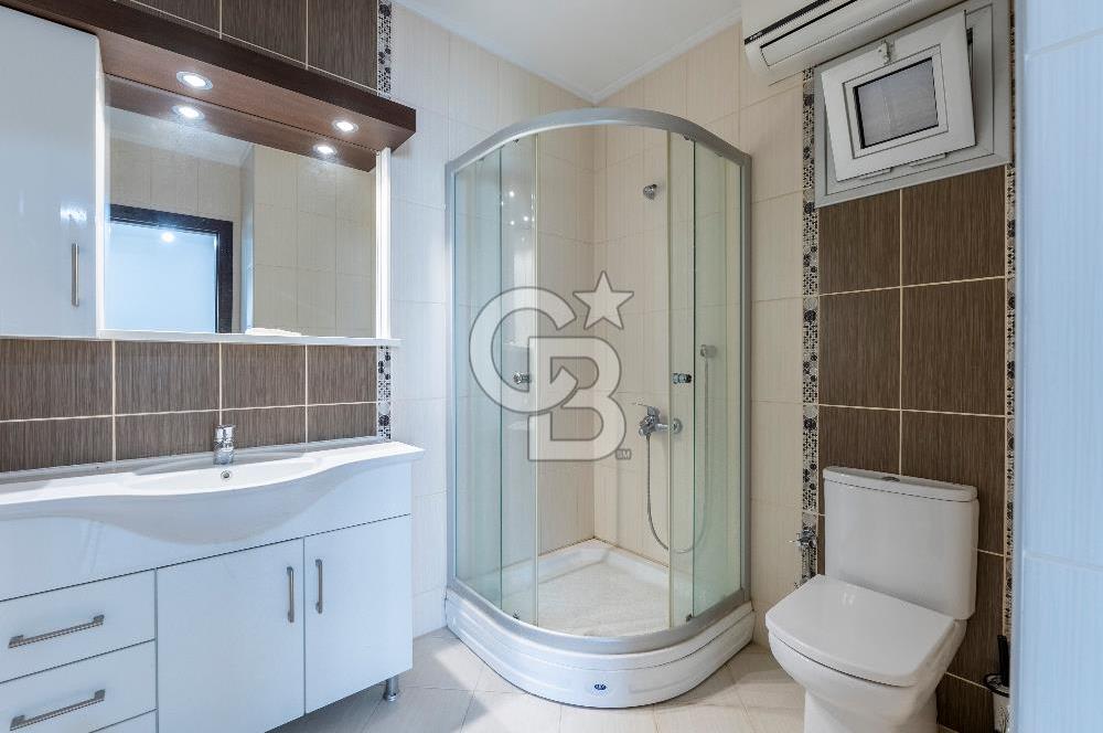 Forum Bornova Karşısında Satılık Villa