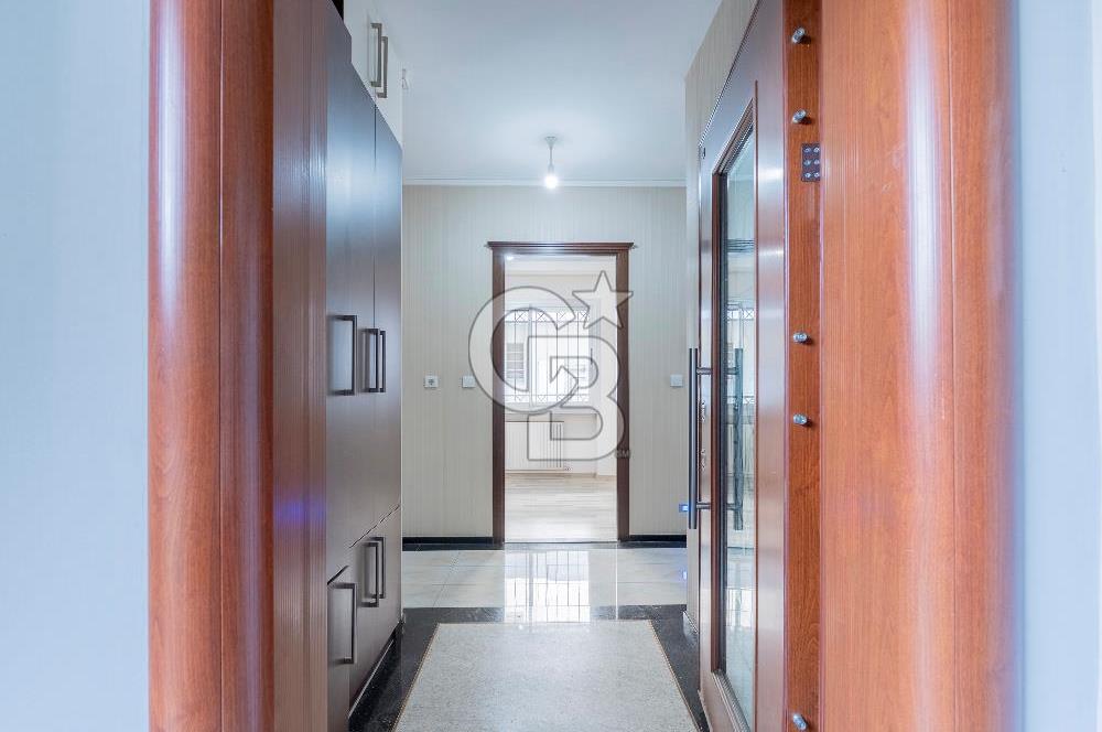 Forum Bornova Karşısında Satılık Villa