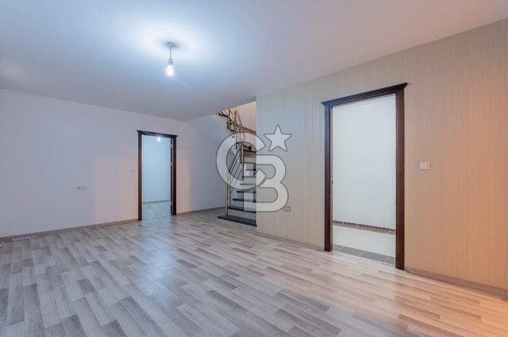 Forum Bornova Karşısında Satılık Villa
