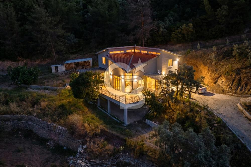 Bornova 17 Dönüm İçinde Özel Yaşam Çiftliği