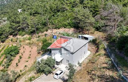 Bornova 17 Dönüm İçinde Özel Yaşam Çiftliği
