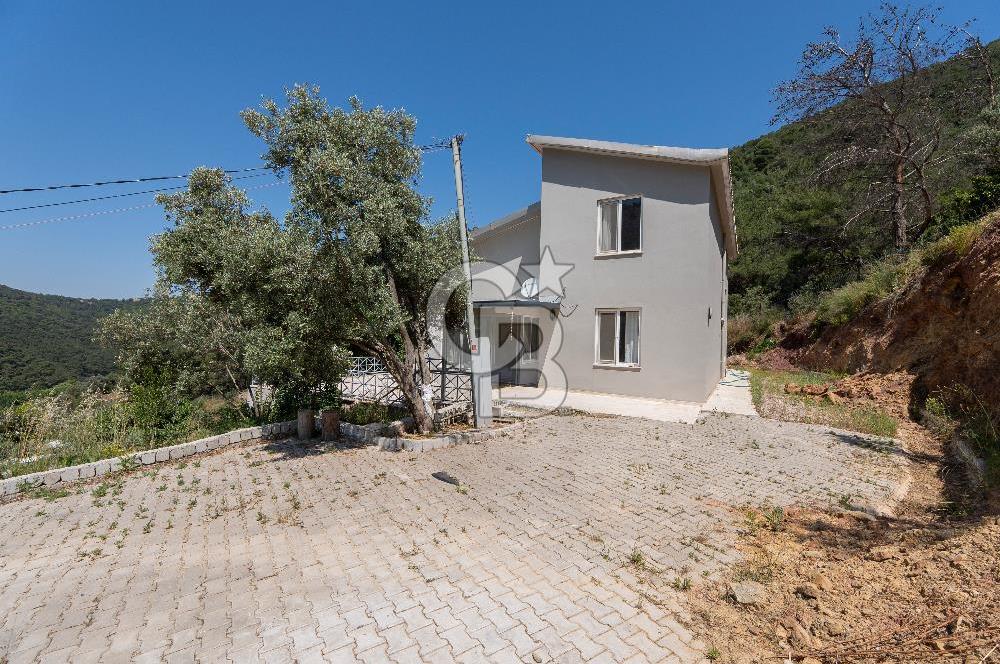 Bornova 17 Dönüm İçinde Özel Yaşam Çiftliği