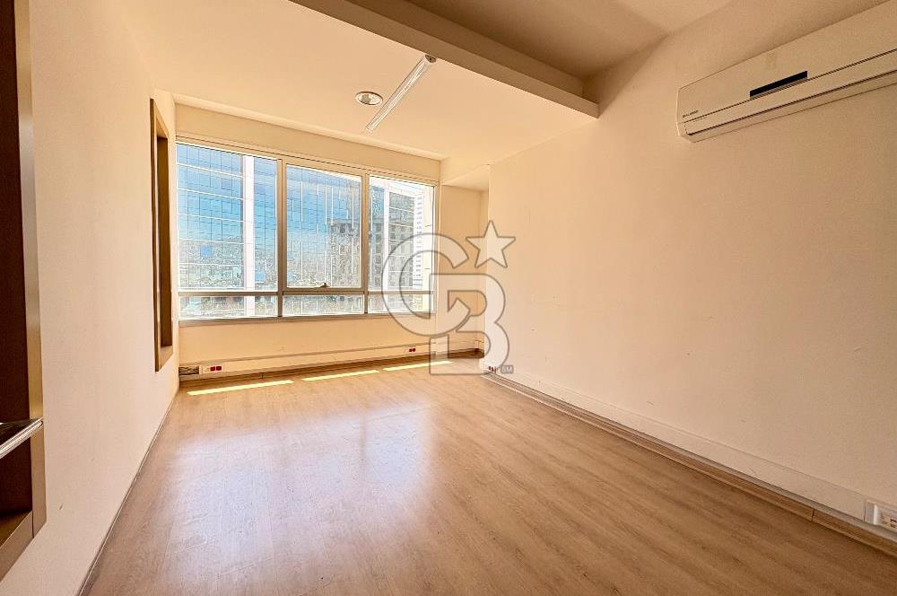 Bayraklı İnce Plaza Satılık Ofis