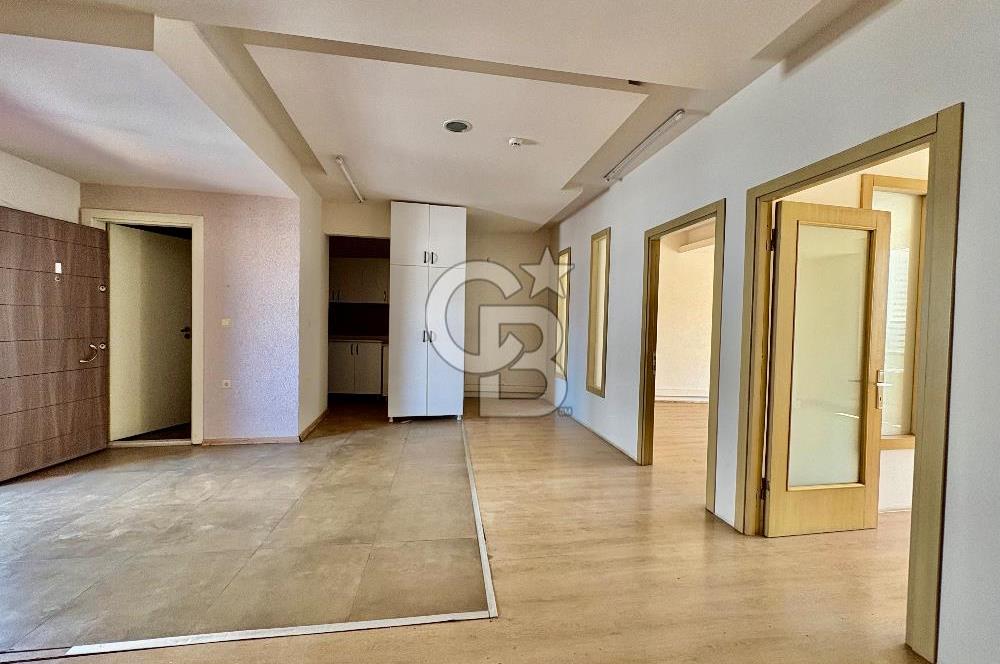 Bayraklı İnce Plaza Satılık Ofis