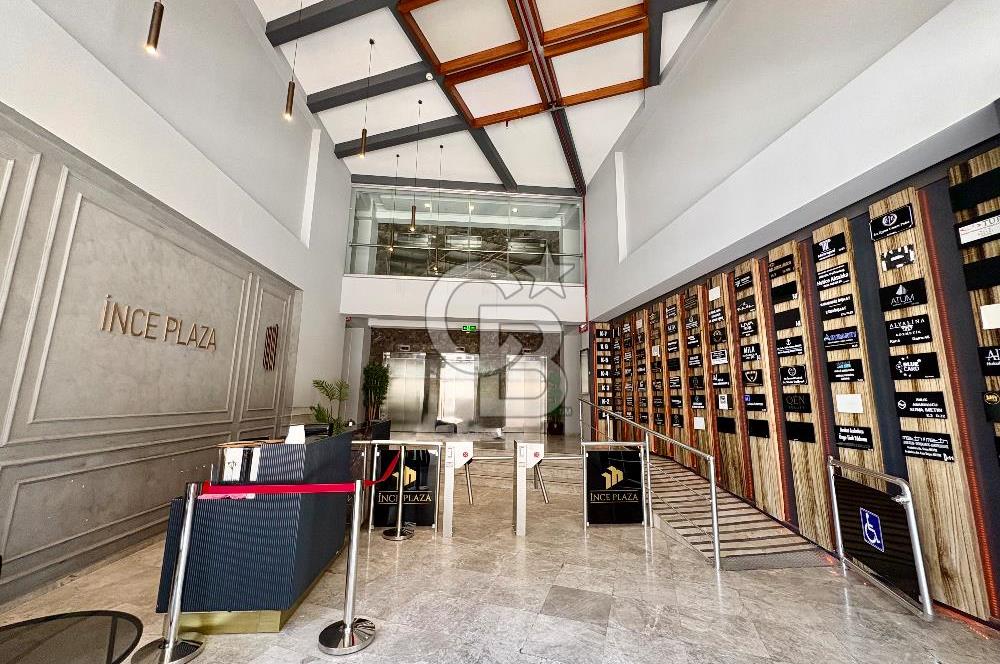 Bayraklı İnce Plaza Satılık Ofis