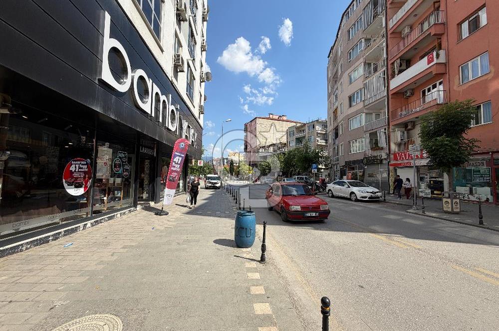 15 Mayıs Mahallesinde Ana Yol Üzerinde 120 m2 Satılık İş Yeri