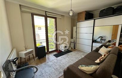 YAKACIK'TA ADALAR MANZARALI HAVUZLU 4 KATLI 5+2 VİLLA
