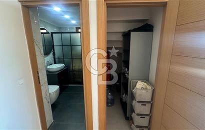 YAKACIK'TA ADALAR MANZARALI HAVUZLU 4 KATLI 5+2 VİLLA