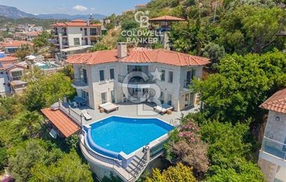 KAŞ YARIMADA'DA DENİZ MANZARALI LÜKS VİLLA | CB ARDEN'DEN