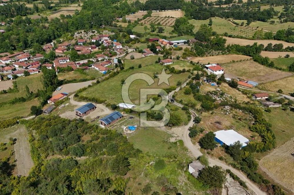 YENİCE AŞAĞIÇAVUŞ'TA VİLLA İMARLI SATILIK ARSA