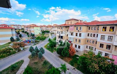 Karahasanlı Tokilerde 80 M² Komple Yenilenmiş 2+1 Satılık Daire