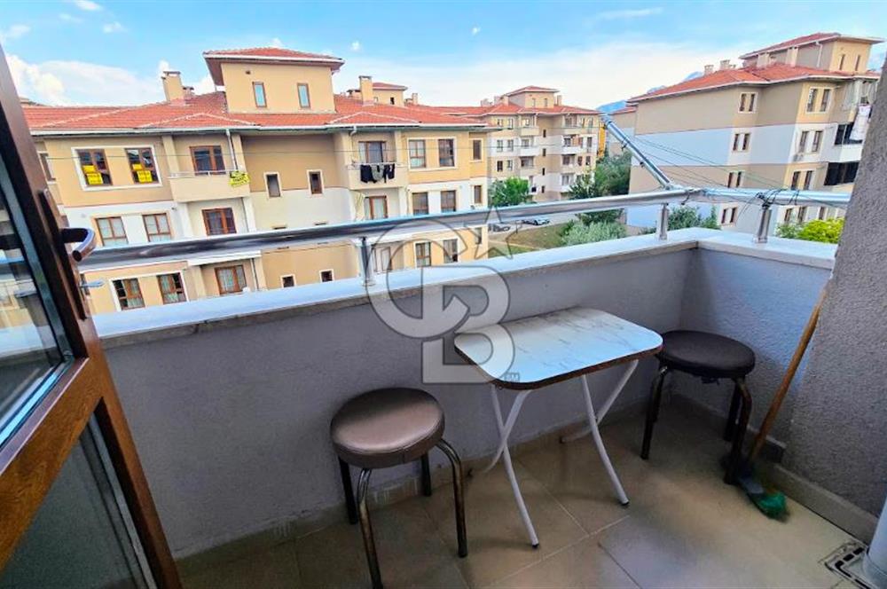 Karahasanlı Tokilerde 80 M² Komple Yenilenmiş 2+1 Satılık Daire