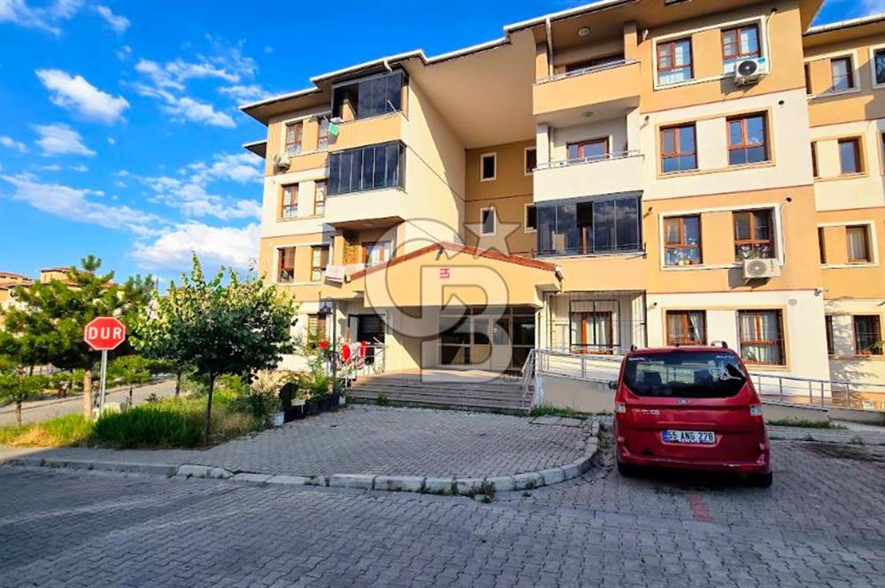 Karahasanlı Tokilerde 80 M² Komple Yenilenmiş 2+1 Satılık Daire