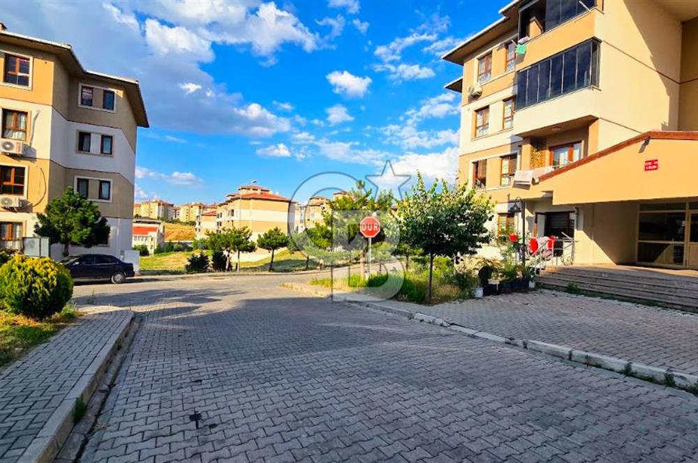 Karahasanlı Tokilerde 80 M² Komple Yenilenmiş 2+1 Satılık Daire