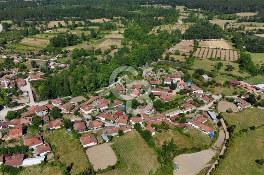 YENİCE AŞAĞIÇAVUŞ'TA VİLLA İMARLI SATILIK ARSA