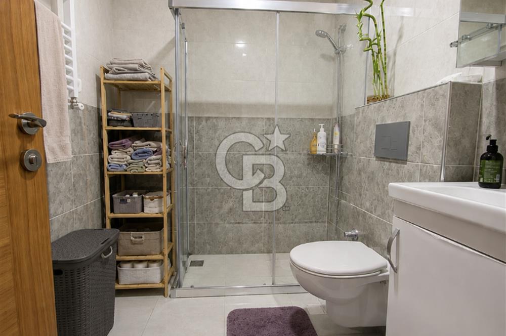 ACIBADEM DE METRO YANI SATILIK 3+1 DAİRE