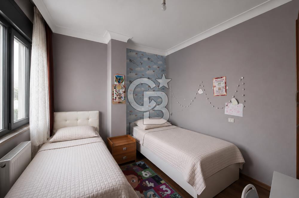 ACIBADEM DE METRO YANI SATILIK 3+1 DAİRE