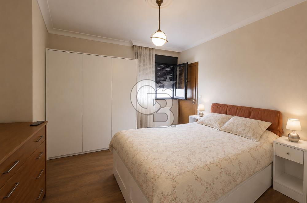 ACIBADEM DE METRO YANI SATILIK 3+1 DAİRE
