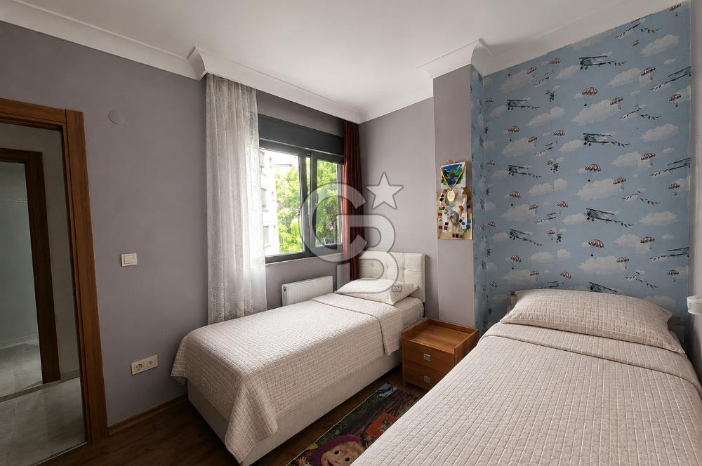 ACIBADEM DE METRO YANI SATILIK 3+1 DAİRE
