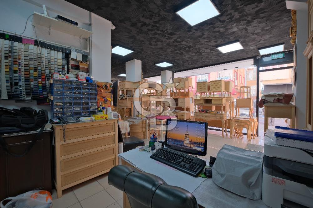 AVCILAR ÜNİVERSİTE MAH. E-5/METROBÜSE YAKIN 140 m² DEPOLU DÜKKAN