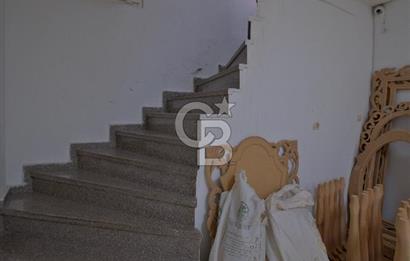 AVCILAR ÜNİVERSİTE MAH. E-5/METROBÜSE YAKIN 140 m² DEPOLU DÜKKAN