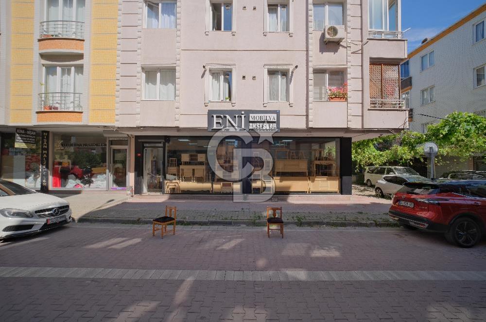 AVCILAR ÜNİVERSİTE MAH. E-5/METROBÜSE YAKIN 140 m² DEPOLU DÜKKAN
