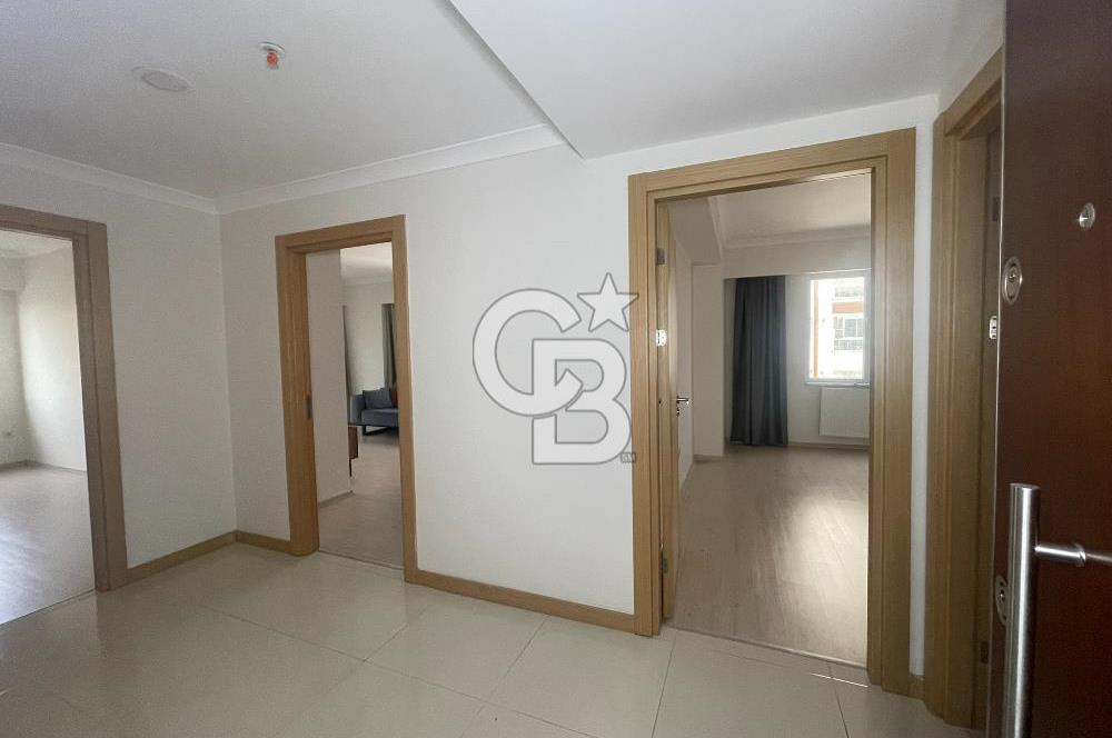 NUSRET ÖZTÜRK'TEN MALTEPE MARMAROOM SİTESİNDE SATILIK 2+1 DAİRE
