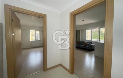 NUSRET ÖZTÜRK'TEN MALTEPE MARMAROOM SİTESİNDE SATILIK 2+1 DAİRE