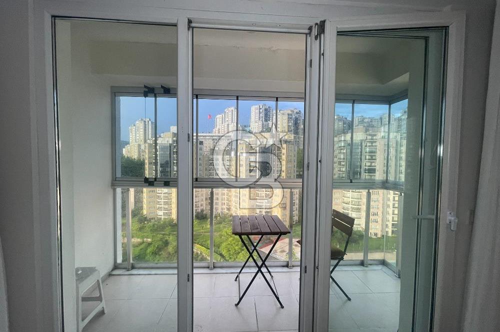 NUSRET ÖZTÜRK'TEN MALTEPE MARMAROOM SİTESİNDE SATILIK 2+1 DAİRE