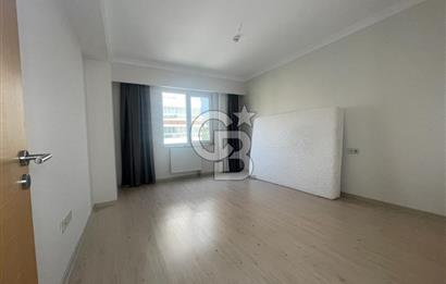 NUSRET ÖZTÜRK'TEN MALTEPE MARMAROOM SİTESİNDE SATILIK 2+1 DAİRE