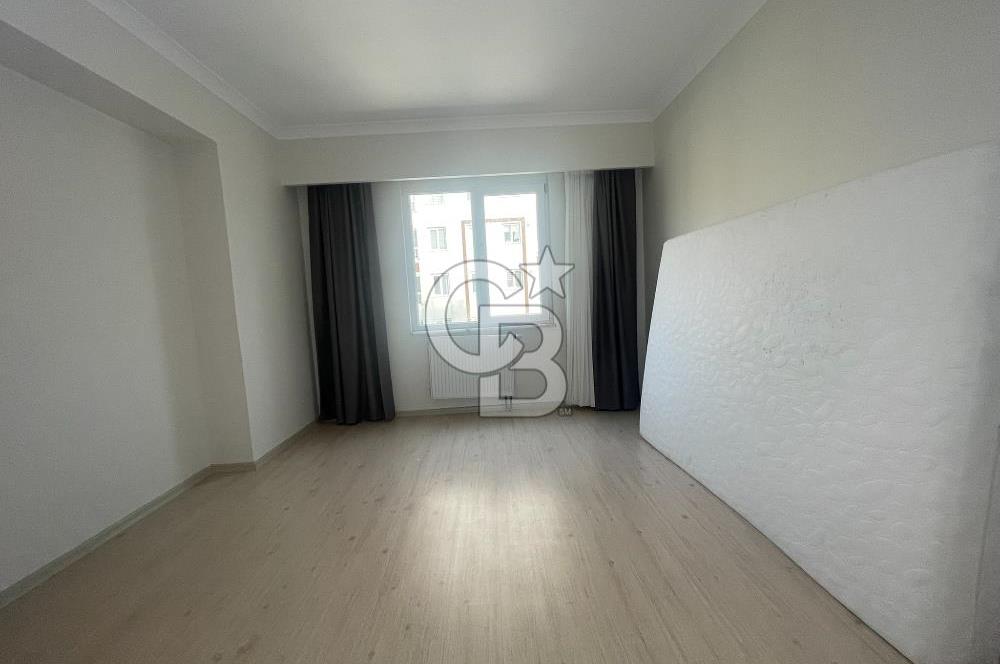 NUSRET ÖZTÜRK'TEN MALTEPE MARMAROOM SİTESİNDE SATILIK 2+1 DAİRE