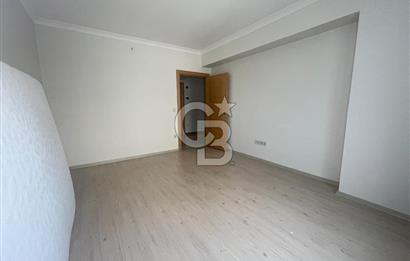 NUSRET ÖZTÜRK'TEN MALTEPE MARMAROOM SİTESİNDE SATILIK 2+1 DAİRE