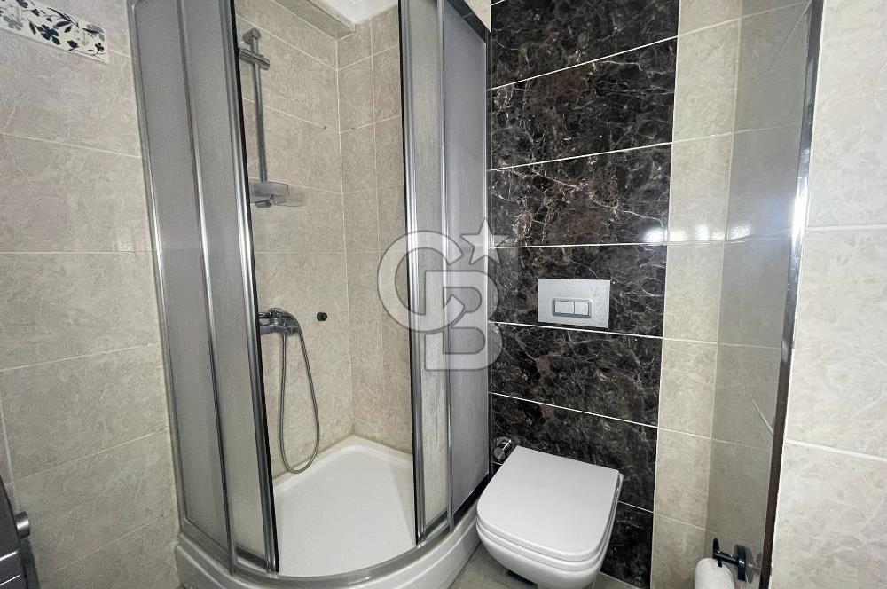 NUSRET ÖZTÜRK'TEN MALTEPE MARMAROOM SİTESİNDE SATILIK 2+1 DAİRE