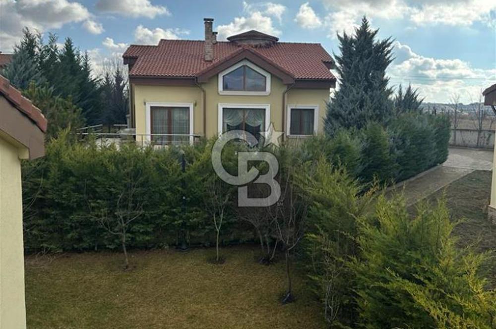 CB VİZYON GÖLBAŞI BAHÇELİEVLER KIRÇİÇEĞİ SİTESİNDE SATILIK VİLLA