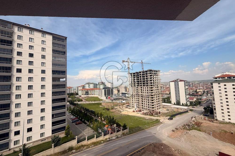 PURSAKLAR MERKEZ DE SATILIK 4+1 DAİRE 