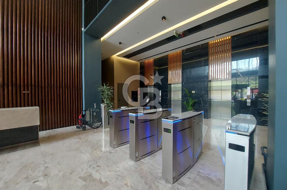 Yıldırım Kule'de Depo ve Karşılama Alanlı Kiralık Ofis