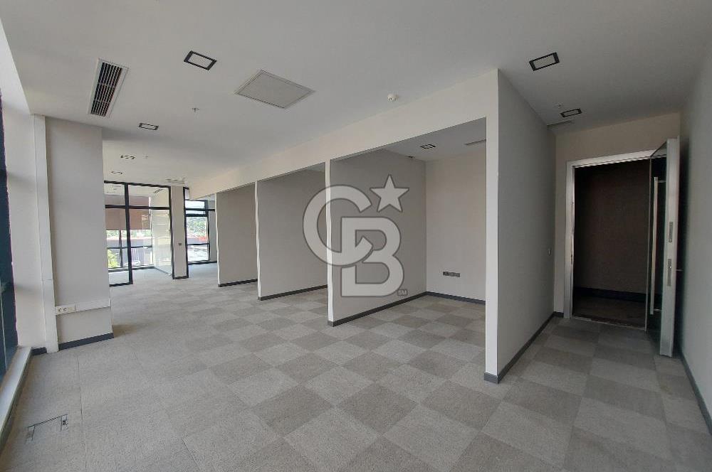 Yıldırım Kule'de Depo ve Karşılama Alanlı Kiralık Ofis