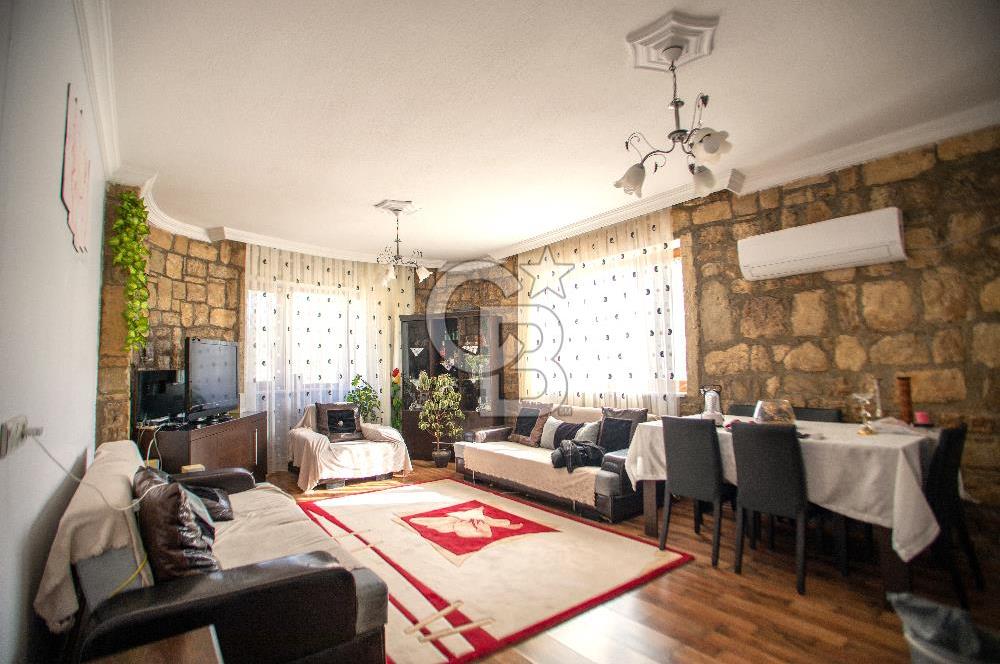 Urla Kuşçular'da 513 m² Arsa İçerisinde Müstakil Orijinal Taş Ev