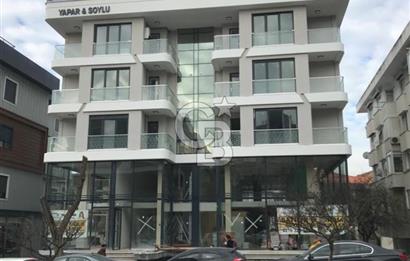 Acıbadem  Caddesinde 19m2 Dükkan