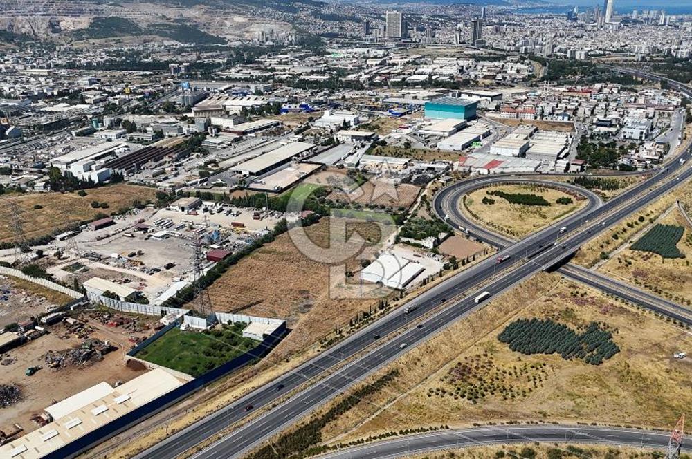 BORNOVA YUNUS EMRE'DE TOPLU SATILIK 7.300 M2 ARSA