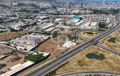 BORNOVA YUNUS EMRE'DE TOPLU SATILIK 7.300 M2 ARSA