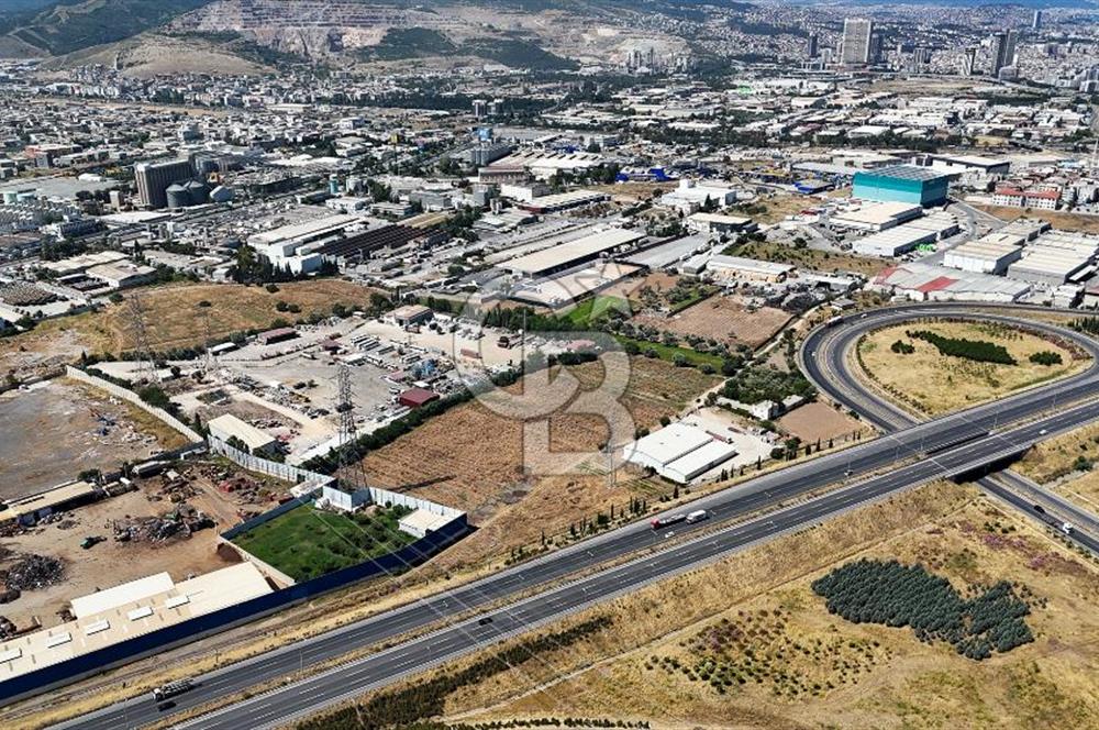 BORNOVA YUNUS EMRE'DE TOPLU SATILIK 7.300 M2 ARSA