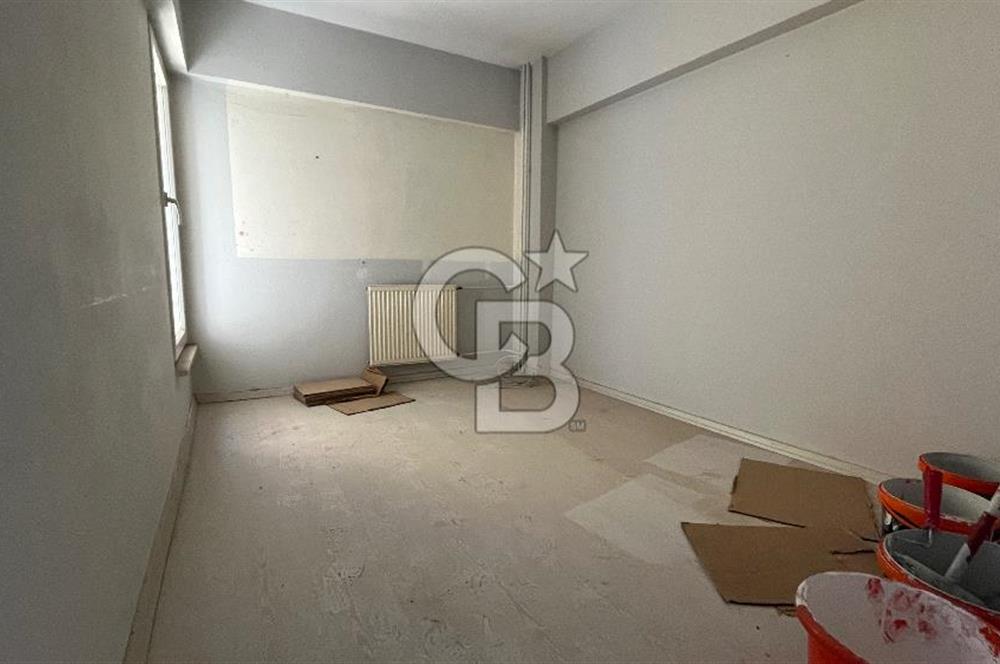 ÇANAKKALE MERKEZ NUSRET KUTLU İŞ MERKEZİNDE SATILIK KAPALI MUTFAK 2+1 DAİRE