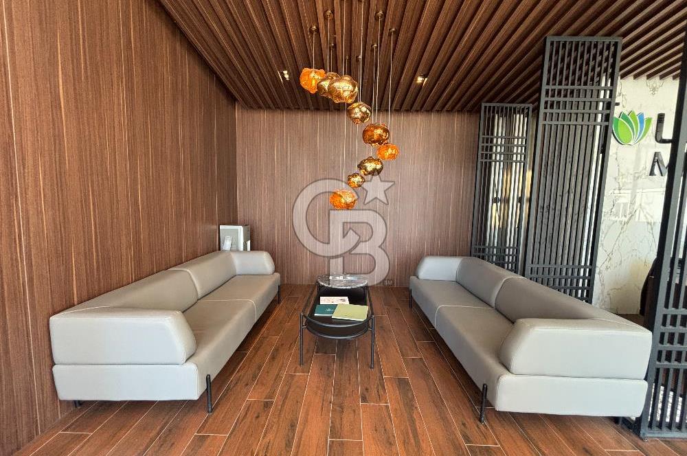 BÜYÜKÇEKMECE MİMAROBA LOTUS MEYDAN PROJESİNDE SATILIK OFİS BÜRO
