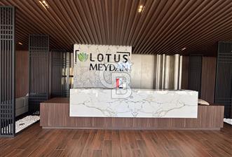 BÜYÜKÇEKMECE MİMAROBA LOTUS MEYDAN PROJESİNDE SATILIK OFİS BÜRO - 2 - 354394
