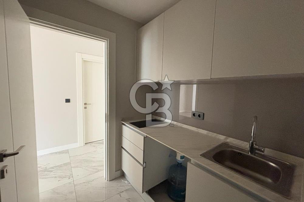 BÜYÜKÇEKMECE MİMAROBA LOTUS MEYDAN PROJESİNDE SATILIK OFİS BÜRO