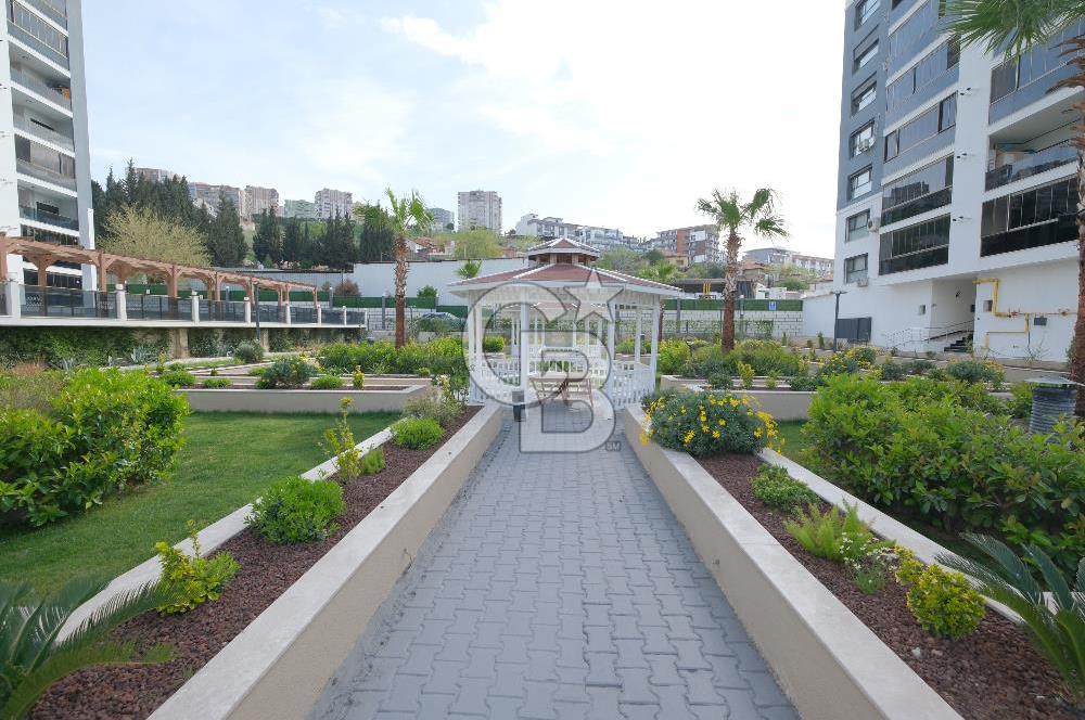 BULVAR SUİTES SİTESİNDE HAVUZ CEPHELİ 1+1 KİRALIK DAİRE