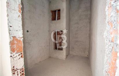 Yeni İzmir Caddesi’nde Satılık 2+1 Dubleks Daire