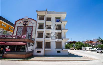 Yeni İzmir Caddesi’nde Satılık 2+1 Dubleks Daire